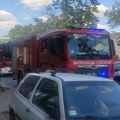 (Video) Vatrogasci gasili požar u Preradovićevoj 82 u Petrovaradinu Komšije javile da se dimi iz stana