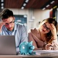 100 € razlike u plati = kraj veze? Sve više parova raskida zbog finansijske nejednakosti