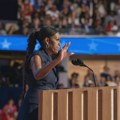 Mišel Obama: SAD nisu spremne za predsednicu, potrebno još mnogo da sazre