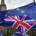 Britanija zaplenila „ruski“ tanker; Starmer skreće pažnju sa problema migranata