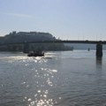 Brod otplovio, odgovornost ostala nasukana: Uklonjen nasukani brod sa Dunava