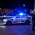 Incident kod Kraljevske palate u Stokholmu: Policija pucala na muškarca sa nožem (video, foto)