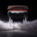 "Real life, baby": Novi Tesla lebdeo pred publikom VIDEO