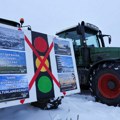 Protest poljoprivrednika u Nemačkoj: Zbog smanjenja subvencija traktorima blokirali auto-puteve