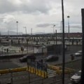 Užas u napulju: Trajekt udario u pristanište, Ima povređenih (video)