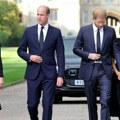 Oni su par bez ikakvog talenta Britanski mediji nemilosrdni, brutalno izvređali princezu i princa!