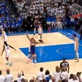 Da li je Jokić napravio najsmešniji ofanzivni faul u istoriji plej-ofa NBA lige?