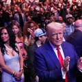 Donald Tramp dobio UFC pojas: Predsednik SAD došao u Njujork i napravio šou posle borbe za titulu