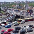 (Video) Totalni kolaps na Autokomandi: Nezapamćene gužve: Ne može se ni napred ni nazad sve do Slavije, krcati i svi prilazi…