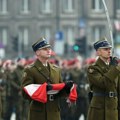 "Rado" ide poljak u vojnike Anketa pokazala: Više od polovine Poljaka kaže da ne bi branili zemlju u slučaju rata - Neće da se…