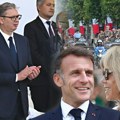 Vučić u prvom redu pored Starmera. Velika čast za Srbiju na vojnoj paradi u Francuskoj, tu su Zelenski i Stub: Počeo defile na…