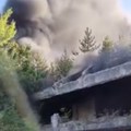 Gori Titova vila u Bugojnu: Izbio veliki požar, gust crni dim se nadvio nad kompleksom (foto)