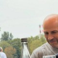 Đoan Penjaroja u "borbi" sa čuvenim srpskim specijalitetom: Trener Partizana uživa posle dve pobede crno-belih