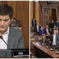 Ана Брнабић нова председница народне Скупштине Опозиција дивљала по завршетку гласања, срамно је шта су радили