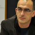 Profesori Filozofskog fakulteta u Novom Sadu organizovali skup podrške Dinku Gruhonjiću