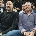 I Toni Kukoč gleda Partizan u Areni (VIDEO)