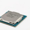 Intel lansira najnoviji čip za veštačku inteligenciju dok se zagreva konkurencija sa Nvidiom
