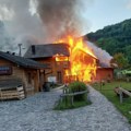 Изгорео познати ресторан: Гости за длаку избегли смрт у катастрофалном пожару: Бежали да спасу живу главу, оставили…