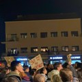 SSP: Huligani i odgovorni za ubistvo 14 ljudi na slobodi a vlast hapsi demonstrante zbog farbe