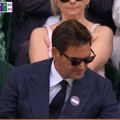 Rodžer Federer se "kamuflirao", iz prvog reda gleda meč Đokovića protiv De Minora na Vimbldonu