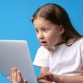 Roditelji, obratite pažnju: 5 pravila za bezbedno korišćenje interneta kod dece