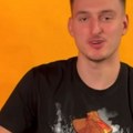 Nikola Jović oduševio Delije: Nosi majicu najvatrenijih navijača Zvezde dok priča o Majami Hitu u NBA