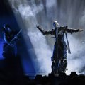 Pogledajte nastup Lavine koji nas je odveo u finale Evrovizije: Goreo Beč, svet u neverici šta su gledali (video)