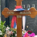 Obišli smo grob Ratka Mladića 39 dana od sahrane: Jedan detalj na grobnici posebno privlači pažnju