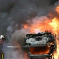 Пљачке, пожари и насиље на протестима у Француској