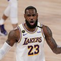 Lebron Džejms pobesneo kao nikada: Nakon trejda Dončić - Dejvis sočno opsovao