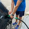 Obratite pažnju gde točite gorivo, nije svejedno! Razlika po litru i do 50 centi, pa vi računajte