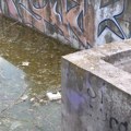 Stanari za što brže rušenje akvaparka u Bloku 44: „Tinejdžeri se tu okupljaju, može doći do povreda“
