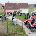 VIDEO: Deda Mraz u karucama posetio Elemir i obradovao najmlađe meštane