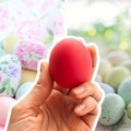 Čuvarkuća je uvek crvene boje: Prvo vaskršnje jaje koje štiti ukućane, nikako ne bacajte! Evo šta treba da se uradi sa jajetom…