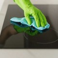 Najčešće greške pri čišćenju koje mogu nepovratno oštetiti indukcionu ploču