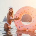 Šišati se pre ili posle mora - pitanje je sad: Od ove odluke zavisi kako će vam kosa izgledati celog leta