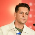 Ovo je istina o zaradi Miloša Bikovića u Rusiji Evo koliko dobije za jedan dan snimanja, reč je o milionima, a ima i još jedan…