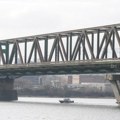 "Putevi Srbije" o navodima da je napukao noseći stub Pančevačkog mosta i zabrani saobraćaja za vozila preko 12 tona