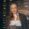 "Trpi moje zdravlje, ali moje dete ne!" Tamara Milutinović otvoreno o karijeri i ćerki: "Uvenula bih kad..."