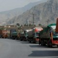 Hiljade ljudi na zatvorenom graničnom prelazu između Avganistana i Pakistana