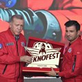 Ko je Erdoganov zet, novi milijarder na Forbes listi, koji je napravio najpoznatiji vojni dron Bajraktar