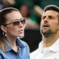 Svi se pitaju gde je Jelena Đoković: Novak se bori za finale Vimbldona, od njegove voljne supruge ni traga, ona je na njenom…