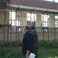 Novi blokovi na vek stare, ispucale temelje: Kako se rekonstruiše škola u selu kod Rače