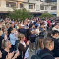 BLOG UŽIVO Protest za odbranu izborne volje u Kosjeriću: „Tražićemo obaranje velikog broja biračkih mesta“