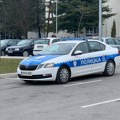 Nesreća kod Laktaša: Pucao na svadbi pa pogodio sestru, metak prošao centimetar od srca