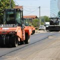 Menja se asfalt u ulici Solunskih ratnioka, građani pitaju što nisu prvo urađene stare vodovodne cevi
