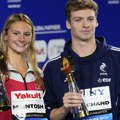 Drugo zlato za leona Maršana u Singapuru: Francuz slavio na 400 metara mešovito na Svetskom prvenstvu, Samer Mekintoš pobedila…