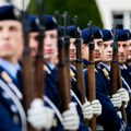 Nemačka vlada usvojila zakon o dobrovoljnom služenju vojnog roka, moguća i regrutacija