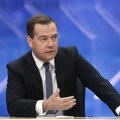 Medvedev: Nuklearni udar na Francusku i Veliku Britaniju biće opravdan