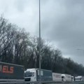 Теретњаци на излаз чекају сат времена на Батровцима и Шиду, данас појачан саобраћај